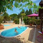 Parque de Campismo Les Pêcheurs - Maeva Roquebrune-sur-Argens