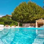 Parque de Campismo Les Pêcheurs - Maeva Roquebrune-sur-Argens