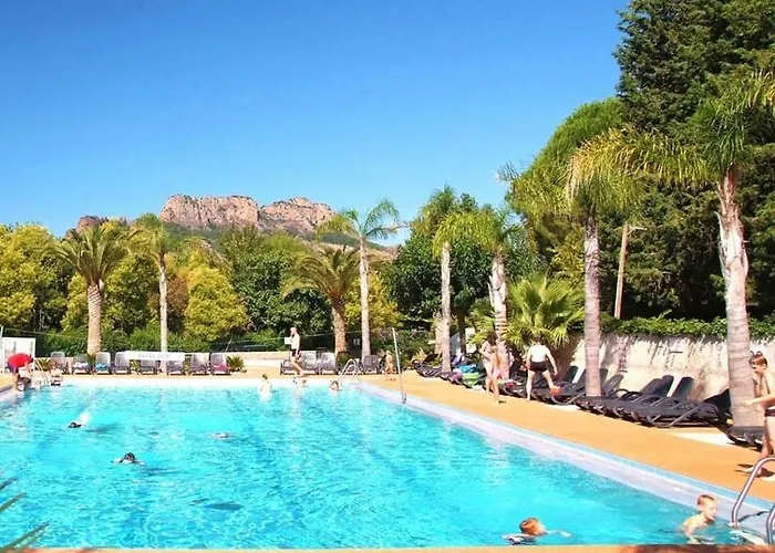 Les Pecheurs - Maeva 4*