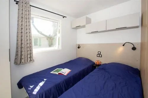 Camping Les Pecheurs - Maeva 4*