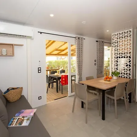 Les Pecheurs - Maeva 4*