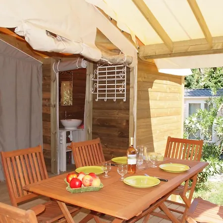 Les Pecheurs - Maeva