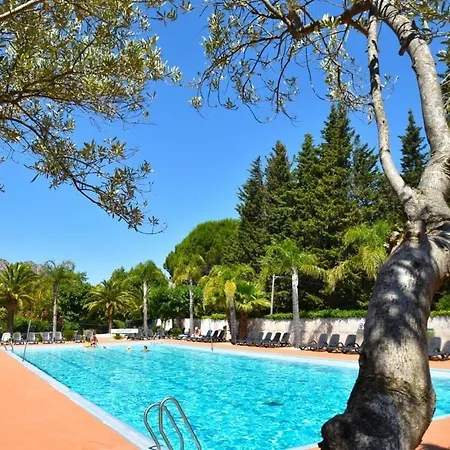 Campsite Les Pecheurs - Maeva 4*